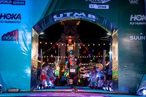 BIB: 2400
                            <button type="button" onclick="openModal(24874574)" class="btn btn-primary btn-sm float-right btn-popup" data-toggle="modal" data-target=".modal-high-quality">
                        <i class="fas fa-shopping-cart"></i> Add to Cart
                    </button>
                                            <button type="button" onclick="isThisMe(24874574, true)" class="btn btn-success btn-sm float-right btn-popup btn-isme hidden" data-toggle="tooltip" data-placement="bottom" title="นี่คือรูปของคุณใช่ไหม คลิกที่นี่เพื่อเอาเข้าอัลบั้ม">
                        <i class="fas fa-plus"></i> Add to album
                    </button>
                    <button type="button" onclick="isThisMe(24874574, false)" class="btn btn-warning btn-sm float-right btn-popup btn-isnotme hidden">
                        <i class="fas fa-ban"></i> Remove from album
                    </button>